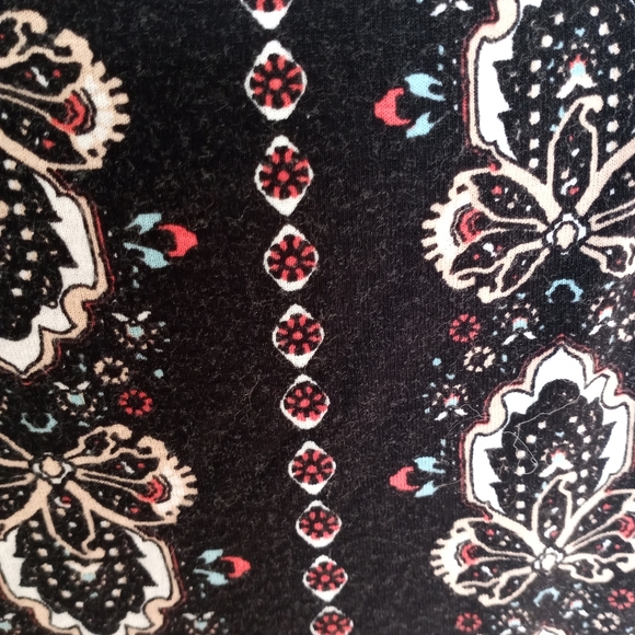 Black Patterned Maternity Shift dress by Pinkblush - Picture 3 of 6